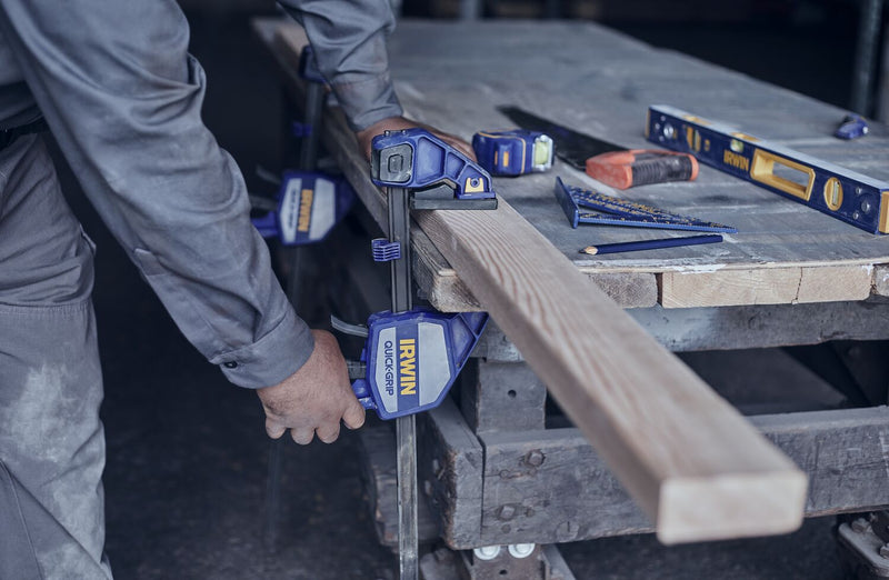 Irwin QUICK-GRIP clamp application