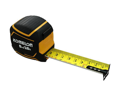 Komelon Extreme 5m/16ft tape measure with 32mm wide blade and 3.7m stand-out